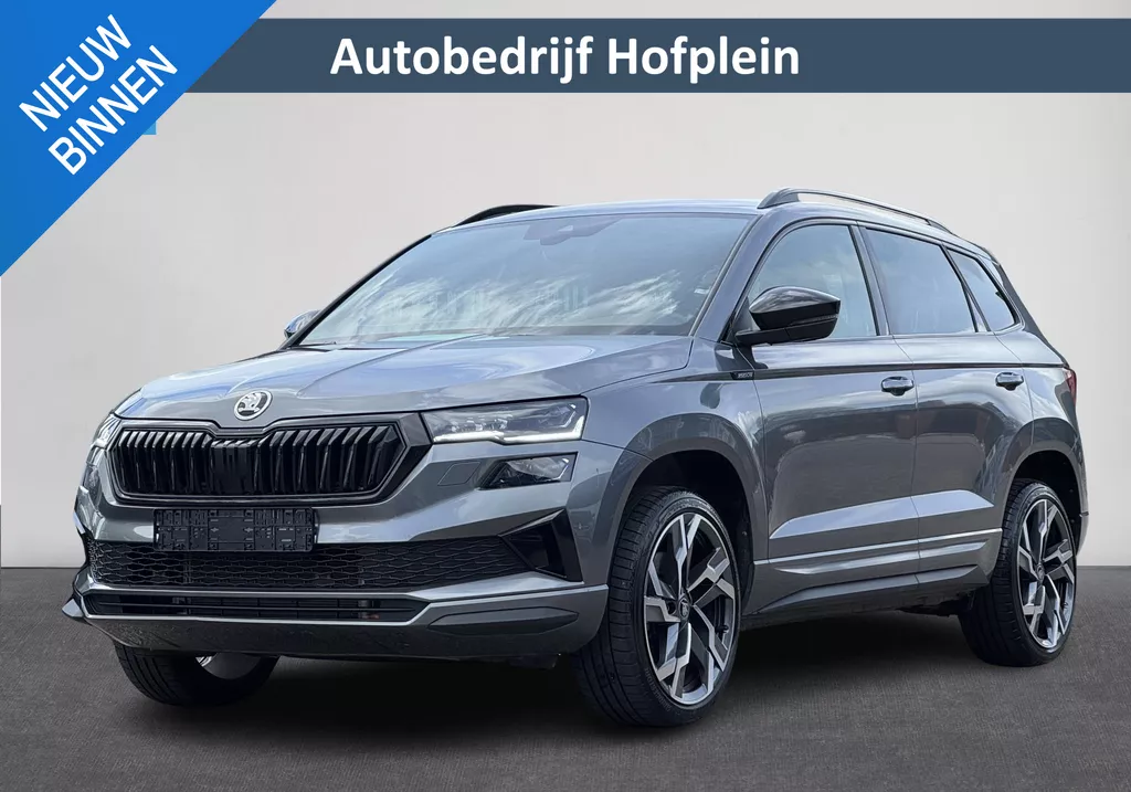 Skoda Karoq 1.5 TSI Sportline | Automaat | Clima | Stuur/Stoelverwarming | Cruise | Carplay | Navi | Pano | ( Vestiging - Vianen)