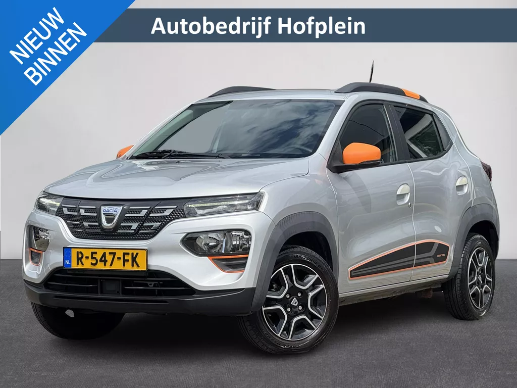 Dacia Spring Comfort Plus (Orange Pack) 27 kWh 1e Eigenaar | Elektrisch | Airco | LM-Velgen | Dakrail  | El ramen V+A | Camera | Centrale vergrendeling | 13.091 KM!!