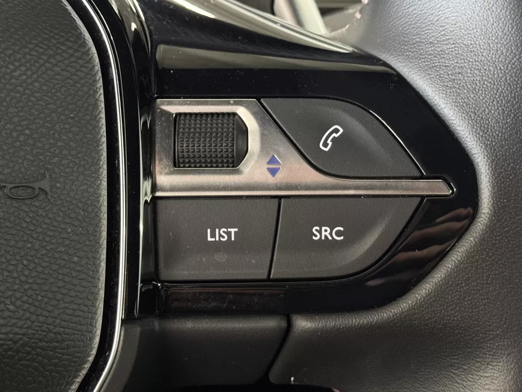 Peugeot 3008 1.6 HYbrid 180 Allure | Automaat | Carplay | Clima | Navi |Camera | Blindspot | Plug in Hybrid | ( Vestiging - Nieuwegein ) Peugeot 3008 1.6 HYbrid 180 Allure | Automaat | Carplay | Clima | Navi |Camera | Blindspot | Plug in Hybrid | ( Vestiging - Nieuwegein )