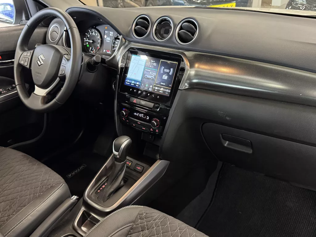 Suzuki Vitara 1.5 Hybrid Style | Automaat | Camera | Clima | Stoelverwarming voor | Pano | LM velgen | ( Vestiging - Nieuwegein ) Suzuki Vitara 1.5 Hybrid Style | Automaat | Camera | Clima | Stoelverwarming voor | Pano | LM velgen | ( Vestiging - Nieuwegein )