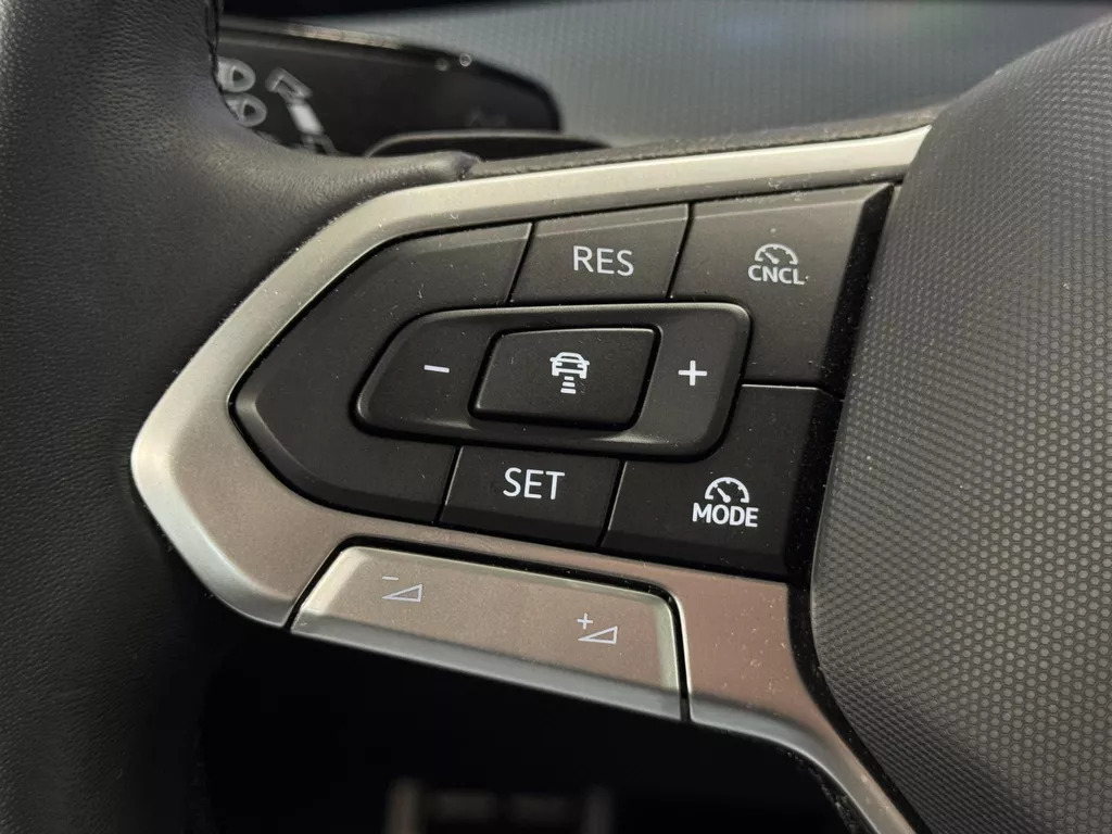 Volkswagen Golf 1.5 eTSI Goal | Automaat | Stoel / Stuurverwarming | ACC | Clima | Navi | PDC | Carplay | ( Vesteging - Nieuwegein ) Volkswagen Golf 1.5 eTSI Goal | Automaat | Stoel / Stuurverwarming | ACC | Clima | Navi | PDC | Carplay | ( Vesteging - Nieuwegein )