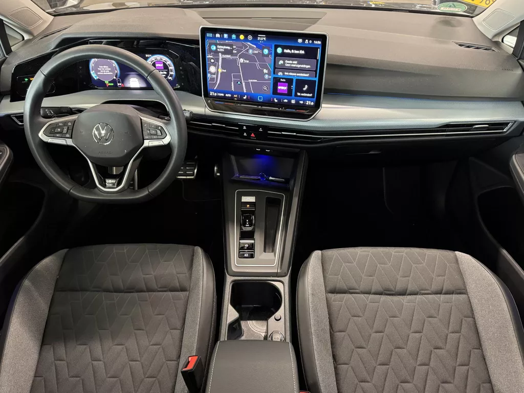 Volkswagen Golf 1.5 eTSI Goal | Automaat | Stoel / Stuurverwarming | ACC | Clima | Navi | PDC | Carplay | ( Vesteging - Nieuwegein ) Volkswagen Golf 1.5 eTSI Goal | Automaat | Stoel / Stuurverwarming | ACC | Clima | Navi | PDC | Carplay | ( Vesteging - Nieuwegein )
