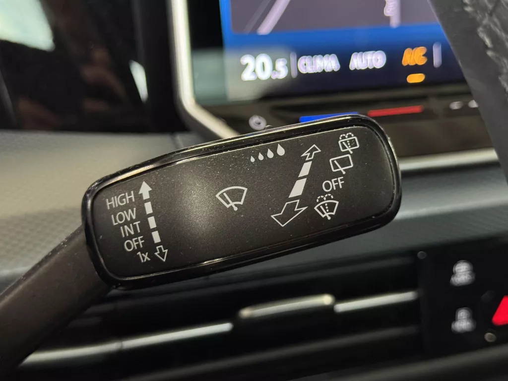 Volkswagen Golf 1.5 eTSI Goal | Automaat | Stoel / Stuurverwarming | ACC | Clima | Navi | PDC | Carplay | ( Vesteging - Nieuwegein ) Volkswagen Golf 1.5 eTSI Goal | Automaat | Stoel / Stuurverwarming | ACC | Clima | Navi | PDC | Carplay | ( Vesteging - Nieuwegein )