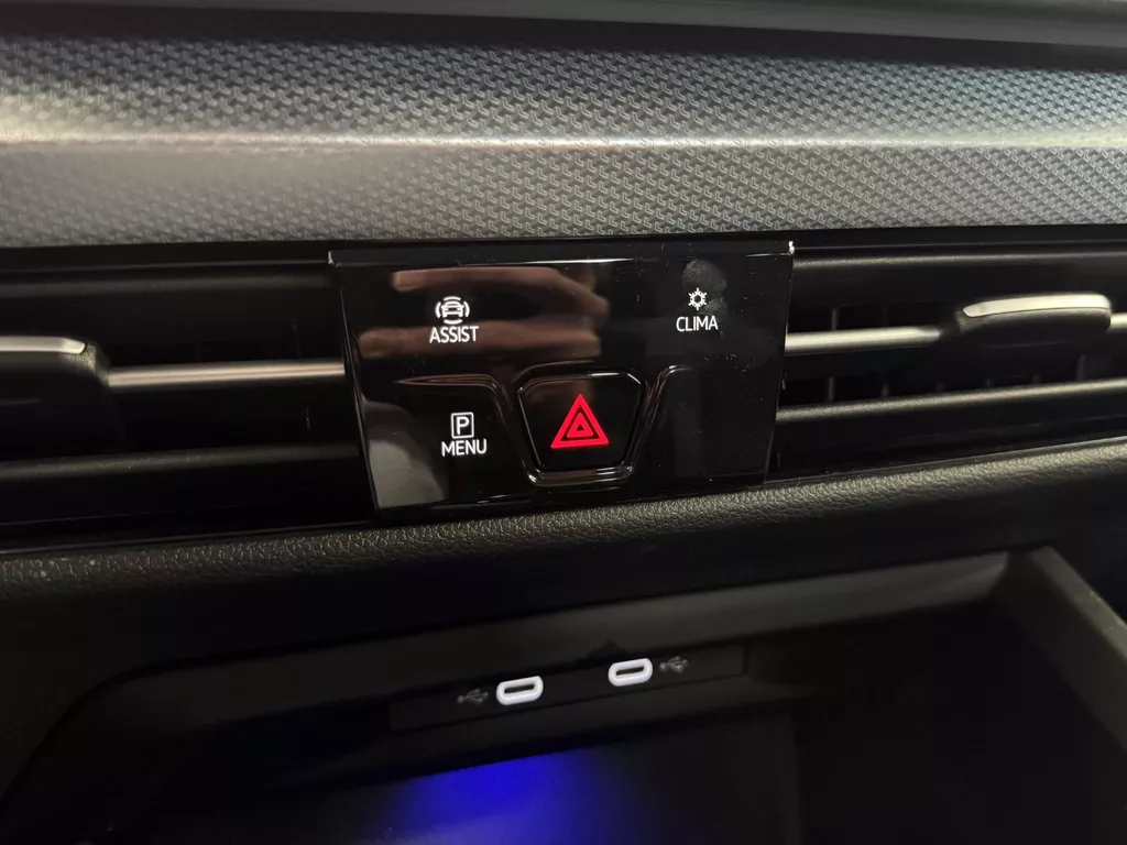 Volkswagen Golf 1.5 eTSI Goal | Automaat | Stoel / Stuurverwarming | ACC | Clima | Navi | PDC | Carplay | ( Vesteging - Nieuwegein ) Volkswagen Golf 1.5 eTSI Goal | Automaat | Stoel / Stuurverwarming | ACC | Clima | Navi | PDC | Carplay | ( Vesteging - Nieuwegein )
