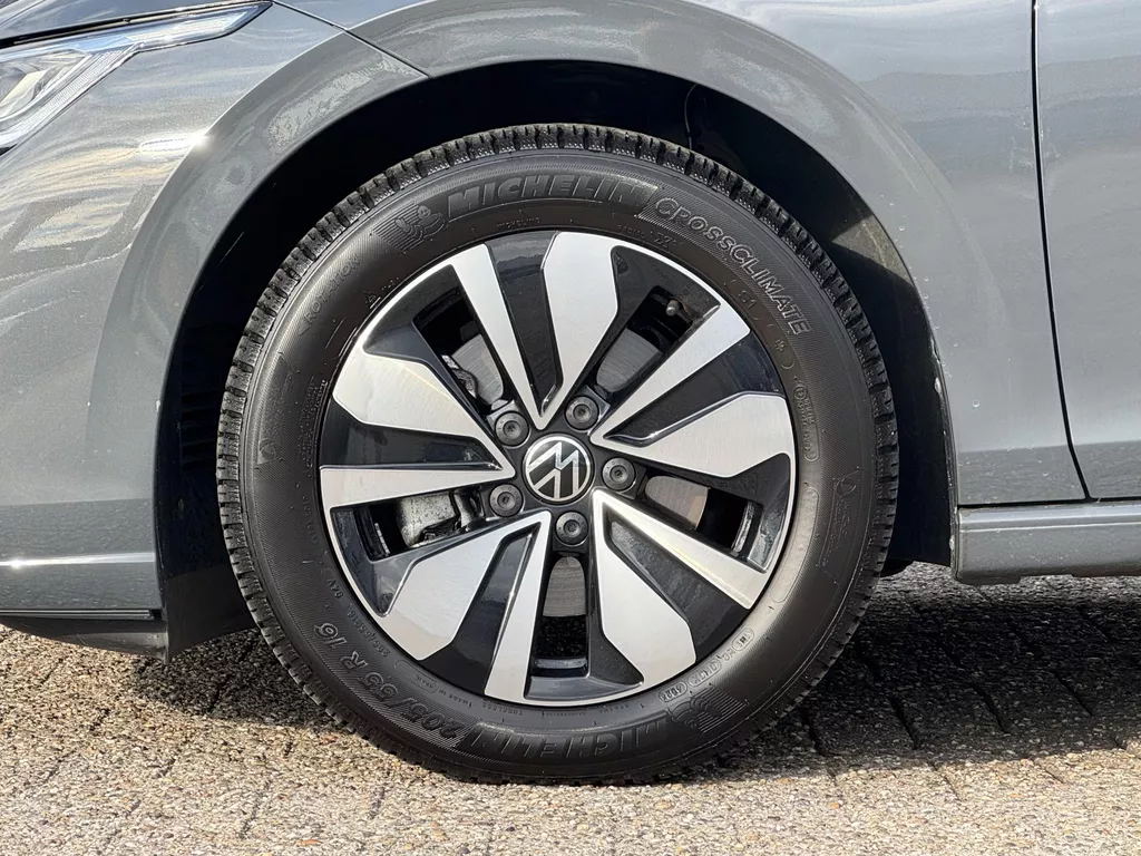 Volkswagen Golf 1.5 eTSI Goal | Automaat | Stoel / Stuurverwarming | ACC | Clima | Navi | PDC | Carplay | ( Vesteging - Nieuwegein ) Volkswagen Golf 1.5 eTSI Goal | Automaat | Stoel / Stuurverwarming | ACC | Clima | Navi | PDC | Carplay | ( Vesteging - Nieuwegein )