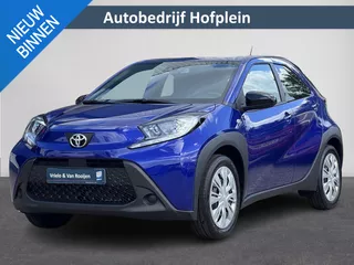 Toyota Aygo X 1.0 VVT-i MT Play NIEUW! | Airconditioning  | LED Verlichting | Car play | Camera | Stoelverwarming | DAB | ( Vestiging Vianen Tel: 0347-371248) Toyota Aygo X 1.0 VVT-i MT Play NIEUW! | Airconditioning  | LED Verlichting | Car play | Camera | Stoelverwarming | DAB | ( Vestiging Vianen Tel: 0347-371248)