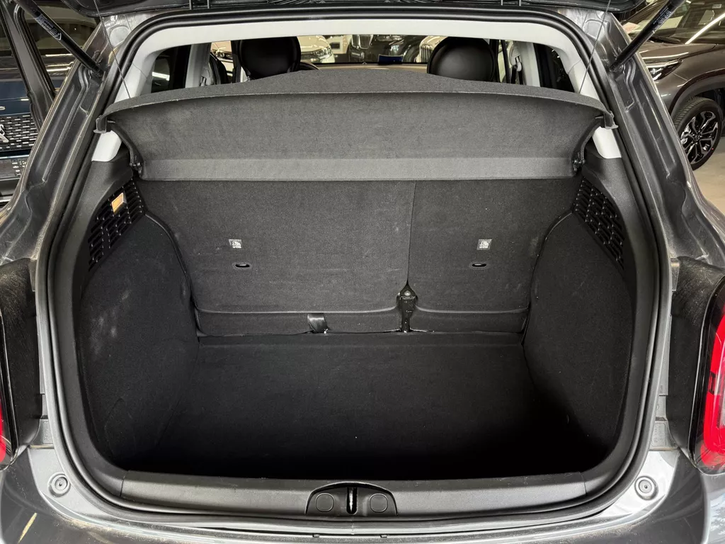 Fiat 500 X Cross 1.5 Hybrid Sport Cabrio | Automaat | Airco-Ecc | Navigatie | LED-lichtpakket | PDC | LM-Velgen ( Vesteging - Nieuwegein ) Fiat 500 X Cross 1.5 Hybrid Sport Cabrio | Automaat | Airco-Ecc | Navigatie | LED-lichtpakket | PDC | LM-Velgen ( Vesteging - Nieuwegein )