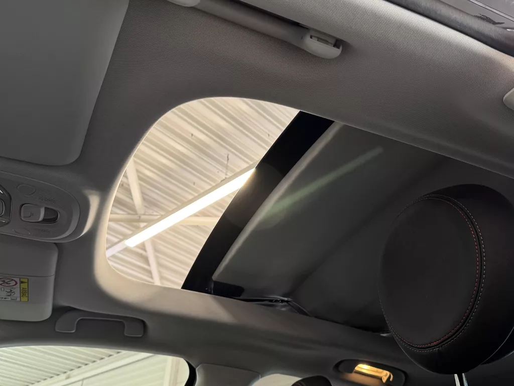 Fiat 500 X Cross 1.5 Hybrid Sport Cabrio | Automaat | Airco-Ecc | Navigatie | LED-lichtpakket | PDC | LM-Velgen ( Vesteging - Nieuwegein ) Fiat 500 X Cross 1.5 Hybrid Sport Cabrio | Automaat | Airco-Ecc | Navigatie | LED-lichtpakket | PDC | LM-Velgen ( Vesteging - Nieuwegein )