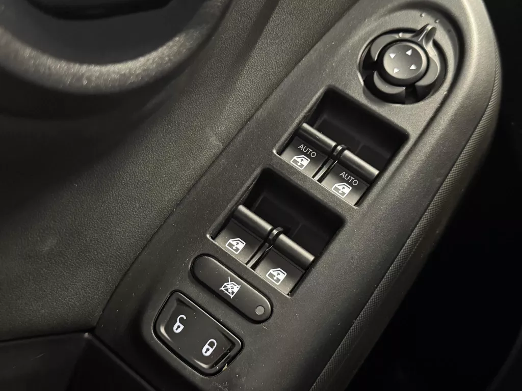 Fiat 500 X Cross 1.5 Hybrid Sport Cabrio | Automaat | Airco-Ecc | Navigatie | LED-lichtpakket | PDC | LM-Velgen ( Vesteging - Nieuwegein ) Fiat 500 X Cross 1.5 Hybrid Sport Cabrio | Automaat | Airco-Ecc | Navigatie | LED-lichtpakket | PDC | LM-Velgen ( Vesteging - Nieuwegein )