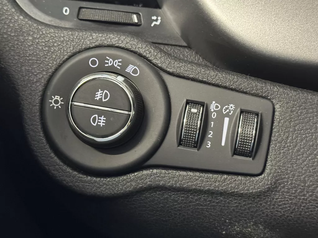 Fiat 500 X Cross 1.5 Hybrid Sport Cabrio | Automaat | Airco-Ecc | Navigatie | LED-lichtpakket | PDC | LM-Velgen ( Vesteging - Nieuwegein ) Fiat 500 X Cross 1.5 Hybrid Sport Cabrio | Automaat | Airco-Ecc | Navigatie | LED-lichtpakket | PDC | LM-Velgen ( Vesteging - Nieuwegein )