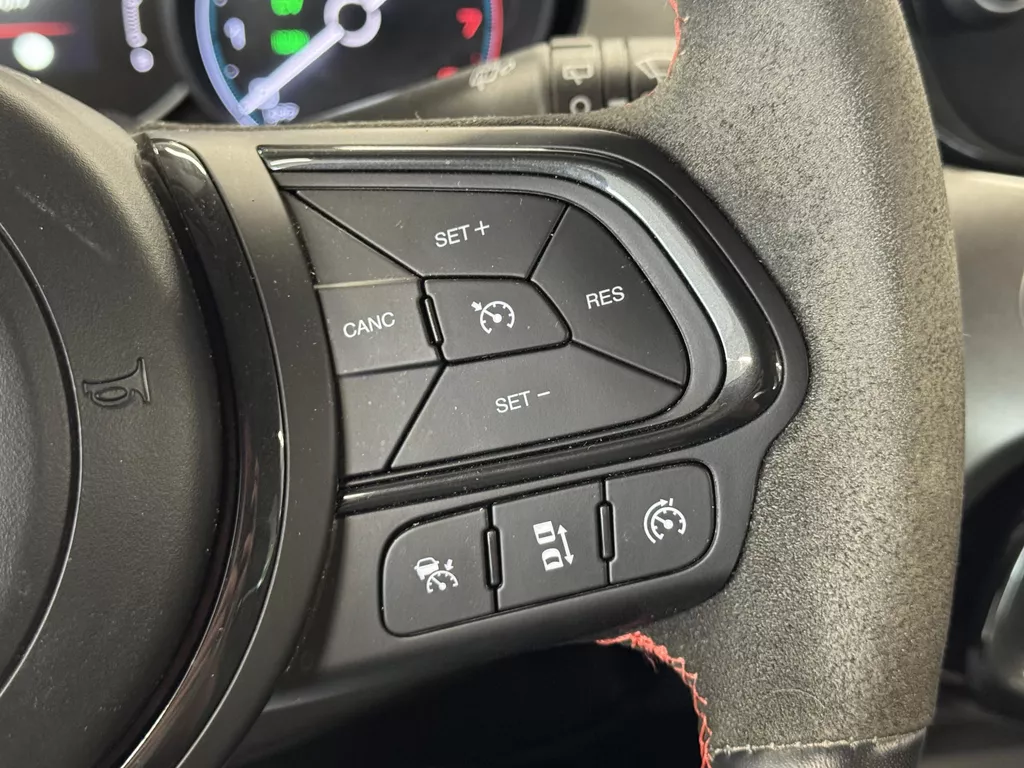 Fiat 500 X Cross 1.5 Hybrid Sport Cabrio | Automaat | Airco-Ecc | Navigatie | LED-lichtpakket | PDC | LM-Velgen ( Vesteging - Nieuwegein ) Fiat 500 X Cross 1.5 Hybrid Sport Cabrio | Automaat | Airco-Ecc | Navigatie | LED-lichtpakket | PDC | LM-Velgen ( Vesteging - Nieuwegein )