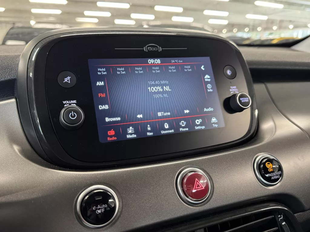 Fiat 500 X Cross 1.5 Hybrid Sport Cabrio | Automaat | Airco-Ecc | Navigatie | LED-lichtpakket | PDC | LM-Velgen ( Vesteging - Nieuwegein ) Fiat 500 X Cross 1.5 Hybrid Sport Cabrio | Automaat | Airco-Ecc | Navigatie | LED-lichtpakket | PDC | LM-Velgen ( Vesteging - Nieuwegein )