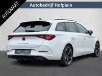 CUPRA Leon Sportstourer 1.5 eTSI Automaat Business Edition | Panorama Schuifdak | Navigatie | Climate Control | LED Verlichting | 18"Lmv | Camera | Keyless Go | Apple Carplay/Android Auto  ( Vestiging - Vianen ) Foto