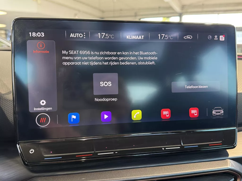 CUPRA Leon Sportstourer 1.5 eTSI Automaat Business Edition | Panorama Schuifdak | Navigatie | Climate Control | LED Verlichting | 18"Lmv | Camera | Keyless Go | Apple Carplay/Android Auto  ( Vestiging - Vianen ) CUPRA Leon Sportstourer 1.5 eTSI Automaat Business Edition | Panorama Schuifdak | Navigatie | Climate Control | LED Verlichting | 18"Lmv | Camera | Keyless Go | Apple Carplay/Android Auto  ( Vestiging - Vianen )