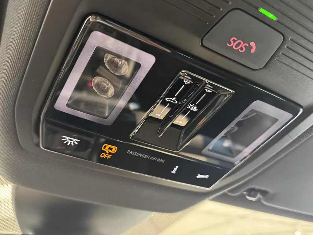 CUPRA Leon Sportstourer 1.5 eTSI Automaat Business Edition | Panorama Schuifdak | Navigatie | Climate Control | LED Verlichting | 18"Lmv | Camera | Keyless Go | Apple Carplay/Android Auto  ( Vestiging - Vianen ) CUPRA Leon Sportstourer 1.5 eTSI Automaat Business Edition | Panorama Schuifdak | Navigatie | Climate Control | LED Verlichting | 18"Lmv | Camera | Keyless Go | Apple Carplay/Android Auto  ( Vestiging - Vianen )