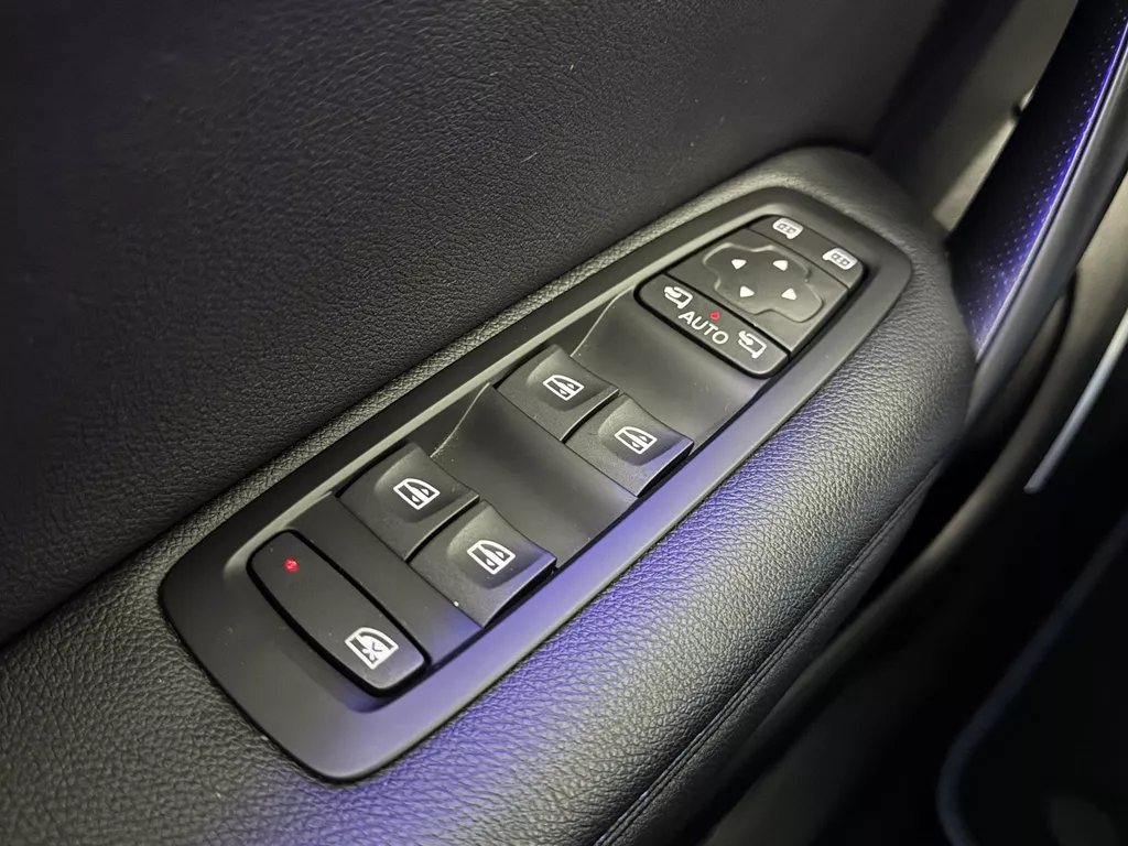 Renault Mégane 1.6 TCe 205pk Automaat GT | RS Drive | 4Control | Bose Soundsystem | Panorama Schuif/Kantel dak | Full Map Navigatie | Camera | Bluetooth | Parkeersensoren voor en Achter | 2 keer LMV | NAP | (Vestiging - Vianen ) Renault Mégane 1.6 TCe 205pk Automaat GT | RS Drive | 4Control | Bose Soundsystem | Panorama Schuif/Kantel dak | Full Map Navigatie | Camera | Bluetooth | Parkeersensoren voor en Achter | 2 keer LMV | NAP | (Vestiging - Vianen )