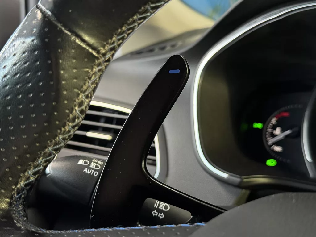 Renault Mégane 1.6 TCe 205pk Automaat GT | RS Drive | 4Control | Bose Soundsystem | Panorama Schuif/Kantel dak | Full Map Navigatie | Camera | Bluetooth | Parkeersensoren voor en Achter | 2 keer LMV | NAP | (Vestiging - Vianen ) Renault Mégane 1.6 TCe 205pk Automaat GT | RS Drive | 4Control | Bose Soundsystem | Panorama Schuif/Kantel dak | Full Map Navigatie | Camera | Bluetooth | Parkeersensoren voor en Achter | 2 keer LMV | NAP | (Vestiging - Vianen )