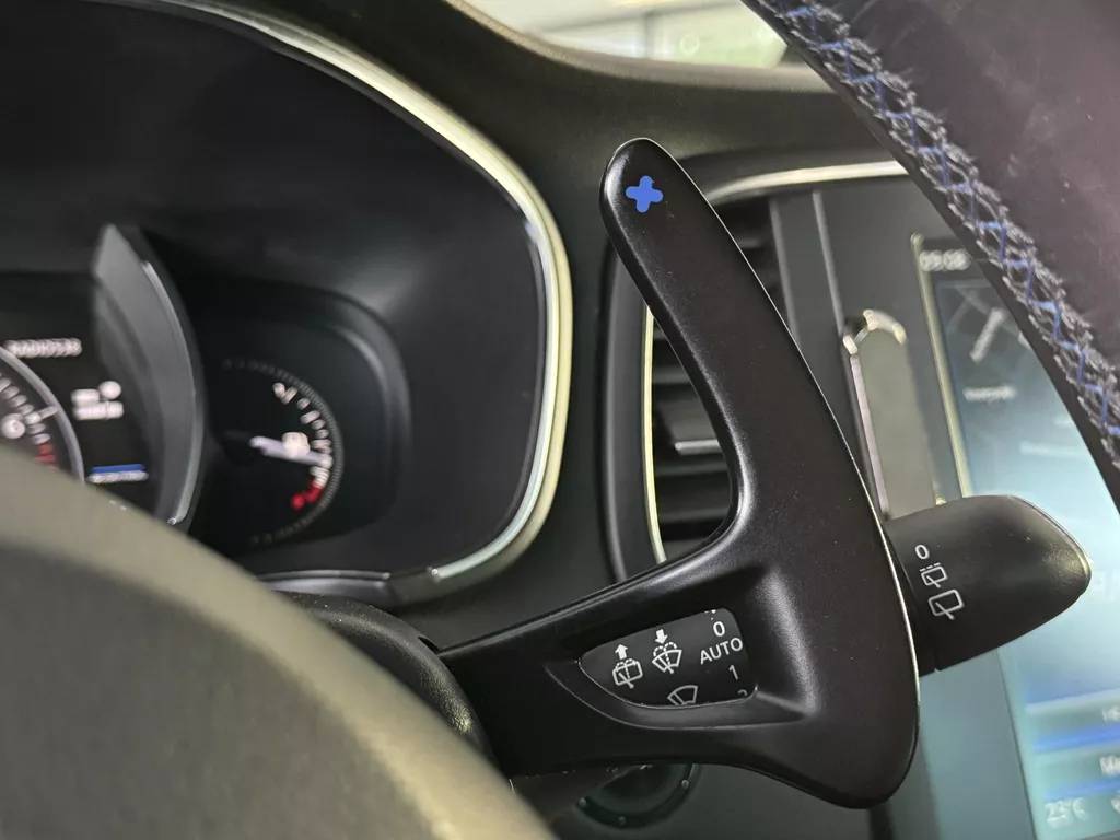 Renault Mégane 1.6 TCe 205pk Automaat GT | RS Drive | 4Control | Bose Soundsystem | Panorama Schuif/Kantel dak | Full Map Navigatie | Camera | Bluetooth | Parkeersensoren voor en Achter | 2 keer LMV | NAP | (Vestiging - Vianen ) Renault Mégane 1.6 TCe 205pk Automaat GT | RS Drive | 4Control | Bose Soundsystem | Panorama Schuif/Kantel dak | Full Map Navigatie | Camera | Bluetooth | Parkeersensoren voor en Achter | 2 keer LMV | NAP | (Vestiging - Vianen )