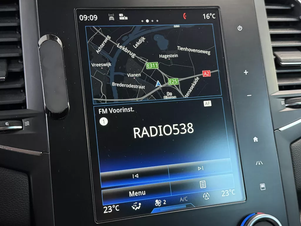 Renault Mégane 1.6 TCe 205pk Automaat GT | RS Drive | 4Control | Bose Soundsystem | Panorama Schuif/Kantel dak | Full Map Navigatie | Camera | Bluetooth | Parkeersensoren voor en Achter | 2 keer LMV | NAP | (Vestiging - Vianen ) Renault Mégane 1.6 TCe 205pk Automaat GT | RS Drive | 4Control | Bose Soundsystem | Panorama Schuif/Kantel dak | Full Map Navigatie | Camera | Bluetooth | Parkeersensoren voor en Achter | 2 keer LMV | NAP | (Vestiging - Vianen )