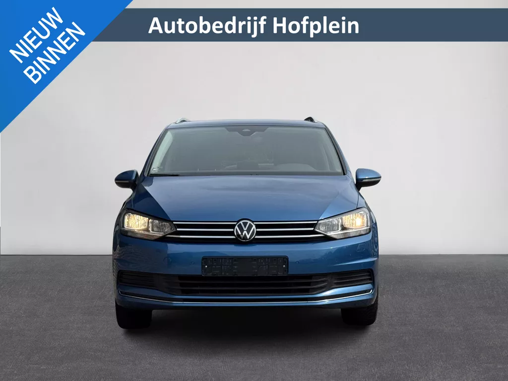 Volkswagen Touran 1.5 TSI Active 7 Persoons | Climate Control | Virtual Cockpit | Cruise Control | Navigatie | Apple Carplay/Android Auto | Stoelverwarming | Dodehoek detectie | ( Vestiging - Vianen Tel: 0347-371248 ) Volkswagen Touran 1.5 TSI Active 7 Persoons | Climate Control | Virtual Cockpit | Cruise Control | Navigatie | Apple Carplay/Android Auto | Stoelverwarming | Dodehoek detectie | ( Vestiging - Vianen Tel: 0347-371248 )