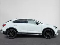 Audi Q3 Sportback 35 TFSI S Edition | Automaat | Cruise | Elektrische ramen | Stoel verwarming | Navi | Pano | ( Vestiging - Nieuwegein ) Foto
