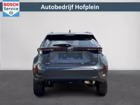 Toyota Yaris Cross 1.5 Hybrid 130 Dynamic 10KM !!| NIEUW ! |  17" LM-Velgen | Climate Control | Adaptieve-Cruise | Apple Carplay/Android Auto | LED Verlichting | Achteruitrij Camera | Parkeersensoren | Winter pakket | Voorruit Verwarming  ( Vestiging Vianen ) Foto