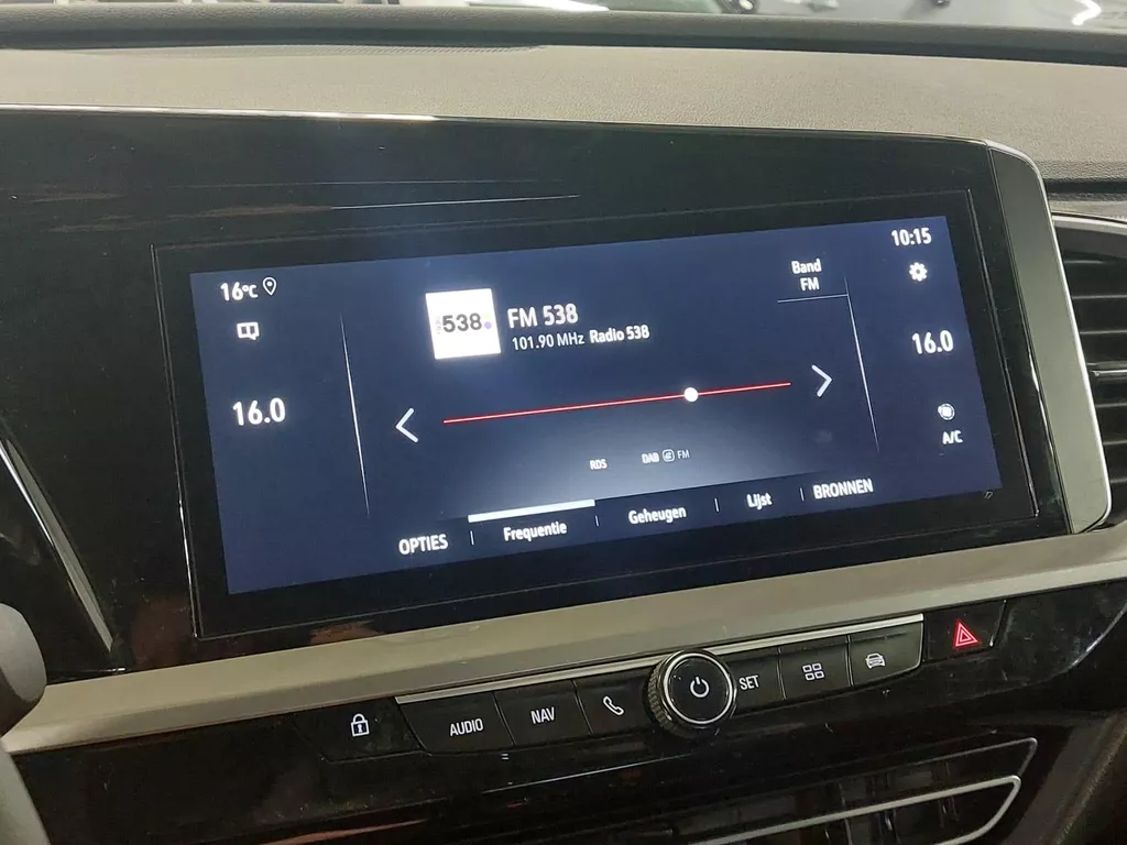 Opel Grandland 1.2 Turbo GS | Automaat | Camera | Carplay | Airco | Navi | LM velgen | Stuur - Stoelverwarming | ( Vestiging - Nieuwegein ) Opel Grandland 1.2 Turbo GS | Automaat | Camera | Carplay | Airco | Navi | LM velgen | Stuur - Stoelverwarming | ( Vestiging - Nieuwegein )