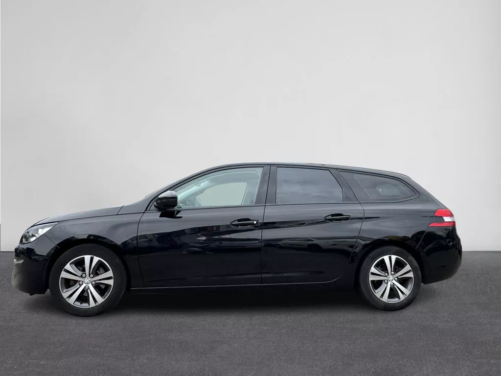 Peugeot 308 SW 1.2 PureTech Blue Lease | Airco | Navi | Cruise | LED dagrijverlichting ( Vestiging - Driebergen ) Peugeot 308 SW 1.2 PureTech Blue Lease | Airco | Navi | Cruise | LED dagrijverlichting ( Vestiging - Driebergen )