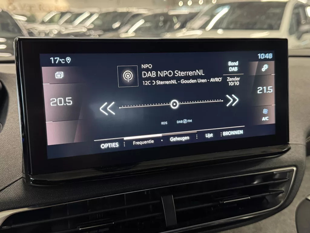 Peugeot 3008 1.2 Hybrid 145 GT | ACC | 360 Camera | Clima | Stoelverw. | Navi | Sportstoelen ( Vestiging - Nieuwegein ) Peugeot 3008 1.2 Hybrid 145 GT | ACC | 360 Camera | Clima | Stoelverw. | Navi | Sportstoelen ( Vestiging - Nieuwegein )