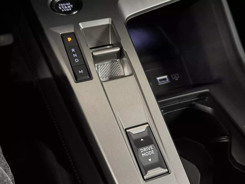 Peugeot 408 1.2 PureTech Allure 130pk Automaat | Navigatie | Climate Control | Digitaal Dashboard| ParkeerSensoren | Apple Carplay/Android Auto | LED Verlichting | Keyless entry ( Vestiging - Vianen Tel: 0347-371248 ) Peugeot 408 1.2 PureTech Allure 130pk Automaat | Navigatie | Climate Control | Digitaal Dashboard| ParkeerSensoren | Apple Carplay/Android Auto | LED Verlichting | Keyless entry ( Vestiging - Vianen Tel: 0347-371248 )