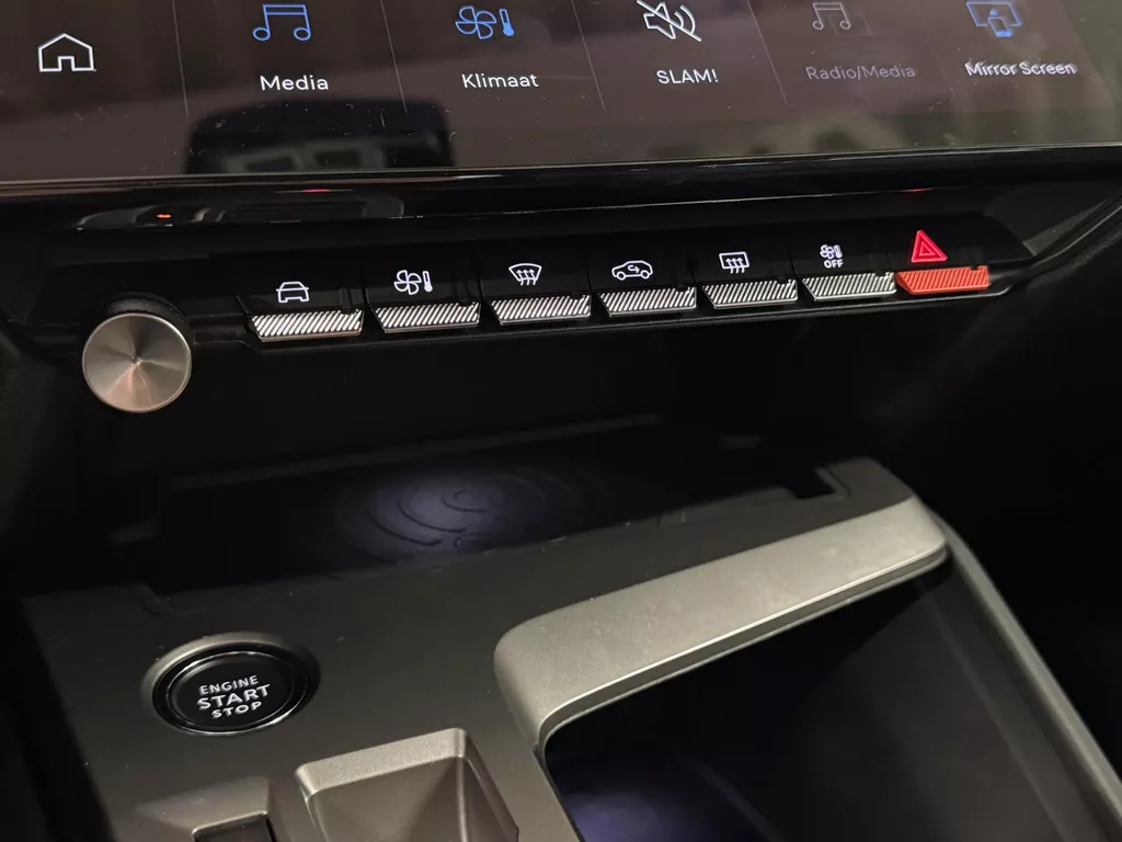 Peugeot 408 1.2 PureTech Allure 130pk Automaat | Navigatie | Climate Control | Digitaal Dashboard| ParkeerSensoren | Apple Carplay/Android Auto | LED Verlichting | Keyless entry ( Vestiging - Vianen Tel: 0347-371248 ) Peugeot 408 1.2 PureTech Allure 130pk Automaat | Navigatie | Climate Control | Digitaal Dashboard| ParkeerSensoren | Apple Carplay/Android Auto | LED Verlichting | Keyless entry ( Vestiging - Vianen Tel: 0347-371248 )