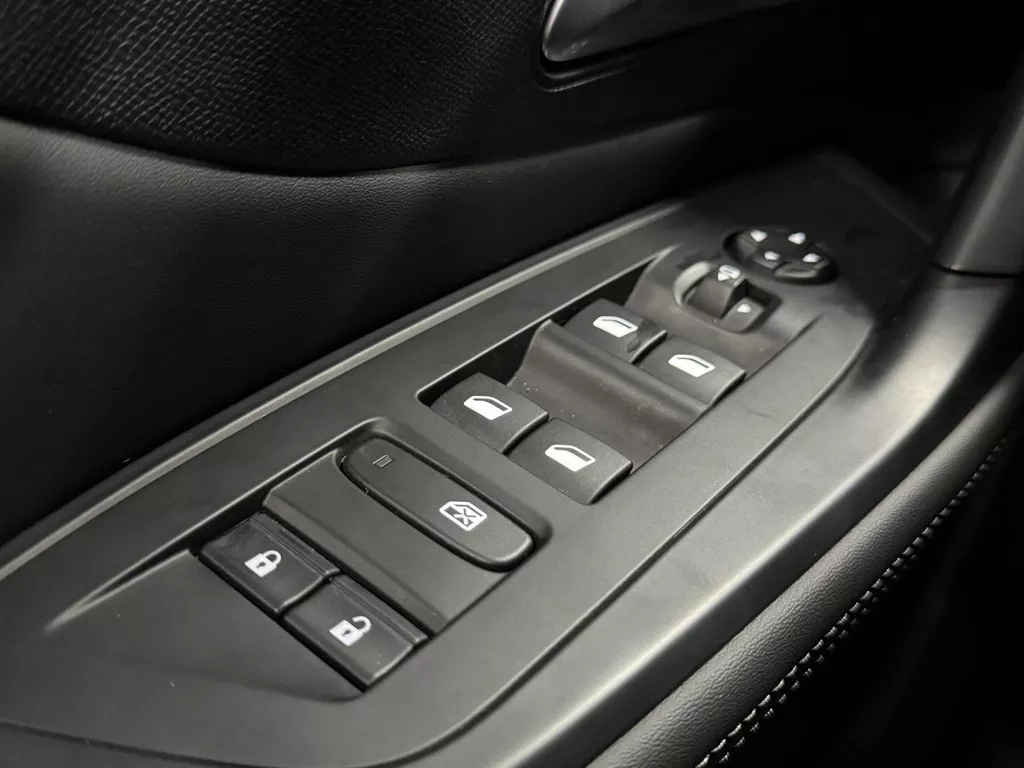 Peugeot 408 1.2 PureTech Allure 130pk Automaat | Navigatie | Climate Control | Digitaal Dashboard| ParkeerSensoren | Apple Carplay/Android Auto | LED Verlichting | Keyless entry ( Vestiging - Vianen Tel: 0347-371248 ) Peugeot 408 1.2 PureTech Allure 130pk Automaat | Navigatie | Climate Control | Digitaal Dashboard| ParkeerSensoren | Apple Carplay/Android Auto | LED Verlichting | Keyless entry ( Vestiging - Vianen Tel: 0347-371248 )