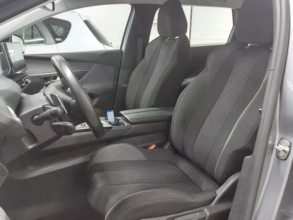 Peugeot 5008 1.2 PureTech Active 131PK | Automaat | Navigatie | LM-Velgen | Airco-Ecc | Camera+PDC | LED ( Vestiging - Nieuwegein ) Peugeot 5008 1.2 PureTech Active 131PK | Automaat | Navigatie | LM-Velgen | Airco-Ecc | Camera+PDC | LED ( Vestiging - Nieuwegein )