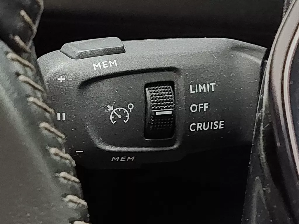 Peugeot 5008 1.2 PureTech Active 131PK | Automaat | Navigatie | LM-Velgen | Airco-Ecc | Camera+PDC | LED ( Vestiging - Nieuwegein ) Peugeot 5008 1.2 PureTech Active 131PK | Automaat | Navigatie | LM-Velgen | Airco-Ecc | Camera+PDC | LED ( Vestiging - Nieuwegein )