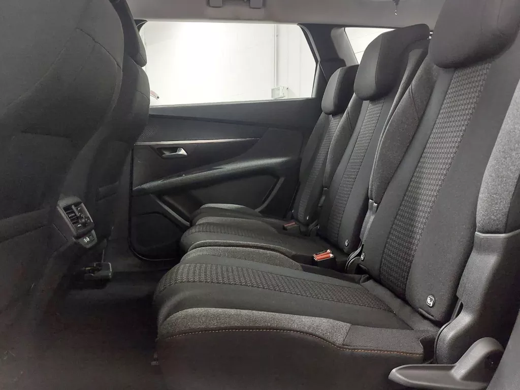 Peugeot 5008 1.2 PureTech Active 131PK | Automaat | Navigatie | LM-Velgen | Airco-Ecc | Camera+PDC | LED ( Vestiging - Nieuwegein ) Peugeot 5008 1.2 PureTech Active 131PK | Automaat | Navigatie | LM-Velgen | Airco-Ecc | Camera+PDC | LED ( Vestiging - Nieuwegein )