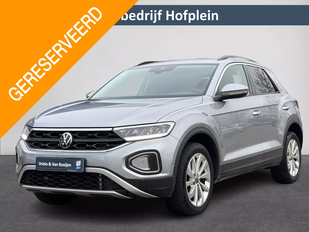 Volkswagen T-Roc 1.5 TSI Life | Automaat | Volledig digitaal instrumentenpaneel |  LED Verlichting  | Airconditioning automatisch, 2-zone | Apple Carplay/Android Auto | parkeer assistent | 16&quot; LM velgen ( Vestiging - Vianen )