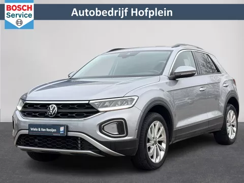 Volkswagen T-Roc 1.5 TSI Life | Automaat | Airco | Carplay | Parkeersensor voor/achter | LM velgen | ( Vestiging - Nieuwegein ) Volkswagen T-Roc 1.5 TSI Life | Automaat | Airco | Carplay | Parkeersensor voor/achter | LM velgen | ( Vestiging - Nieuwegein )