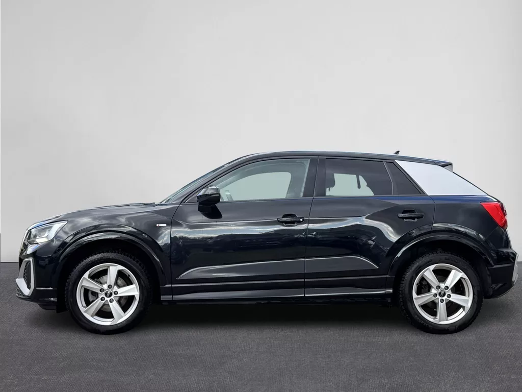 Audi Q2 35 TFSI S Edition | Camera | Airco | Navi | Extra getint glas | LM velgen | Verwarmde voorstoelen | LED - Kop / Achterlichten ( Vestiging - Nieuwegein ) Audi Q2 35 TFSI S Edition | Camera | Airco | Navi | Extra getint glas | LM velgen | Verwarmde voorstoelen | LED - Kop / Achterlichten ( Vestiging - Nieuwegein )