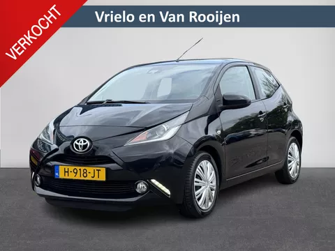 Toyota Aygo 1.0 VVT-i x-wave Automaat | Camera | Airco | Lane assist ( Vestiging - Nieuwegein ) Toyota Aygo 1.0 VVT-i x-wave Automaat | Camera | Airco | Lane assist ( Vestiging - Nieuwegein )