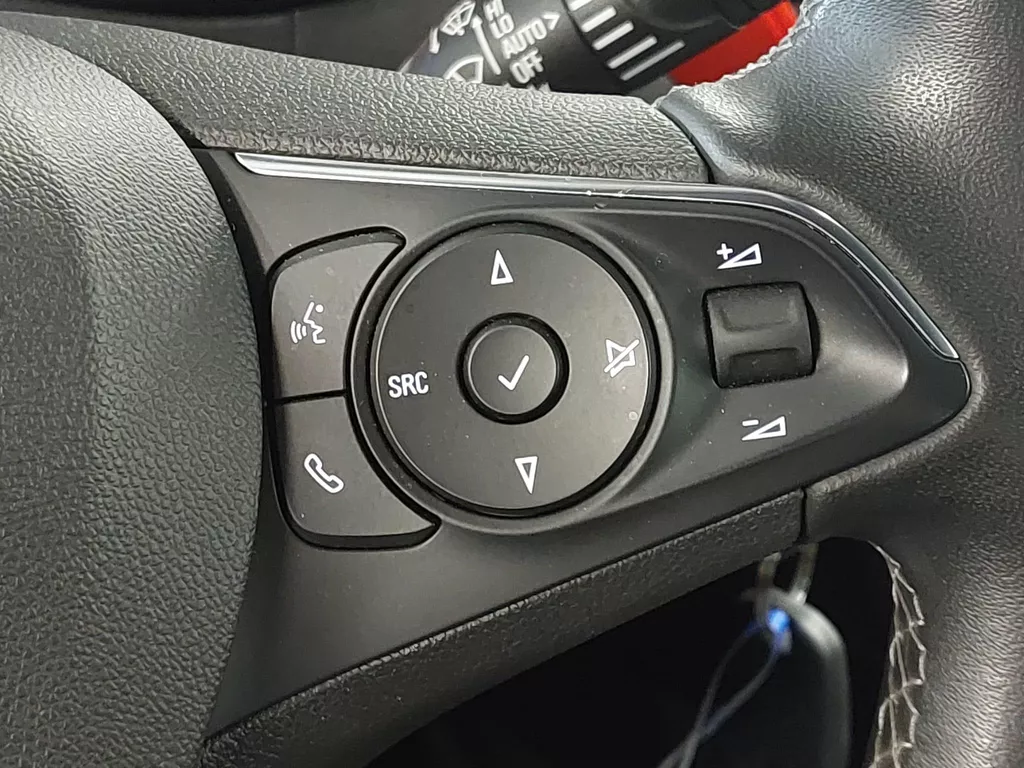 Opel Crossland 1.2 130 PK Turbo Automaat GS-Line | | Apple Carplay/Android Auto | LED Verlichting | 17"Lmv | Achteruitrijcamera  | Electronic Climate Control ( Vestiging - Vianen ) Opel Crossland 1.2 130 PK Turbo Automaat GS-Line | | Apple Carplay/Android Auto | LED Verlichting | 17"Lmv | Achteruitrijcamera  | Electronic Climate Control ( Vestiging - Vianen )