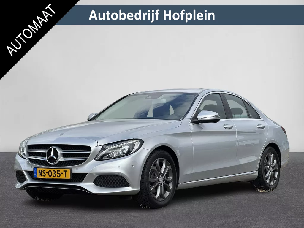Mercedes-Benz C-klasse 180 Prestige Automaat Navigatie | LED Verlichting | Panoramaschuifdak, Elektrisch | Stoelverwarming | PDC | Automatische Airco | 17&quot;Lmv | Halfleer | Sportstoelen ( Vestiging - Vianen Tel: 0347-371248 )