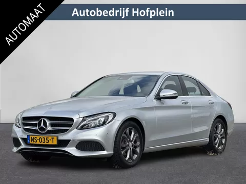 Mercedes-Benz C-klasse 180 Prestige Automaat Navigatie | LED Verlichting | Panoramaschuifdak, Elektrisch | Stoelverwarming | PDC | Automatische Airco | 17&quot;Lmv | Halfleer | Sportstoelen ( Vestiging - Vianen Tel: 0347-371248 )